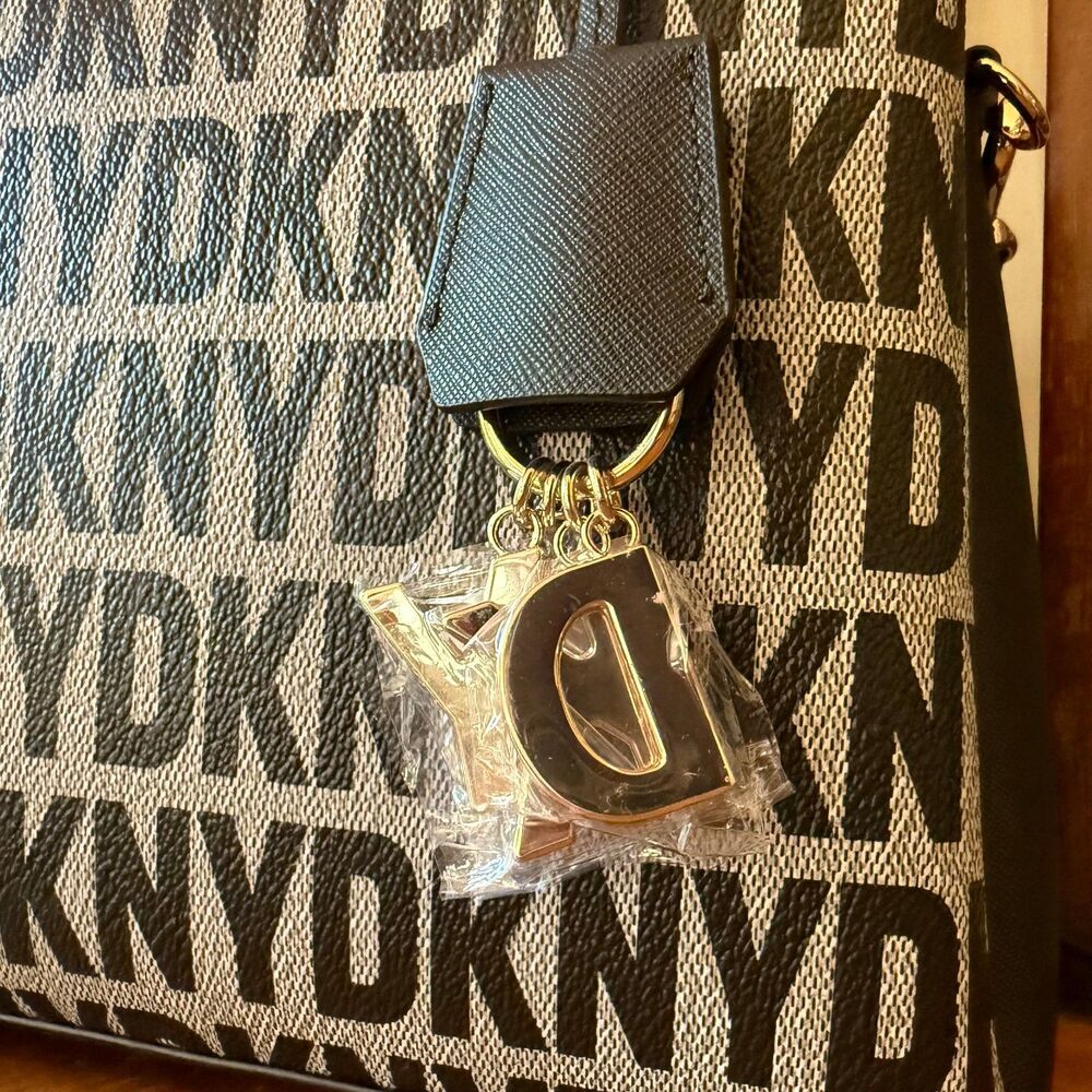 NWT DKNY Paige Satchel Crossbody Bag Black - Picture 5 of 11